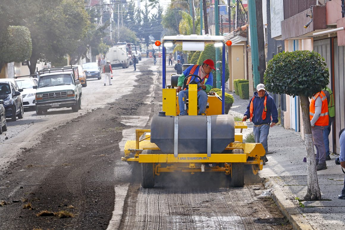 Inician trabajos para la repavimentación de la calle Quintana Roo