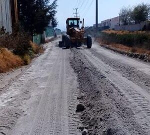 Rastrea y nivela gobierno de Toluca más de 260 mil metros cuadrados de caminos