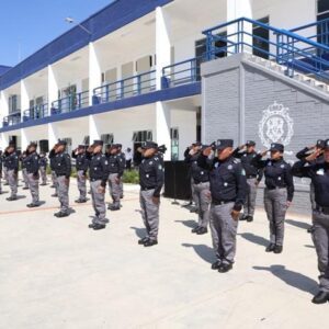 Se gradúan cadetes de la Academia Municipal de Policía de Toluca