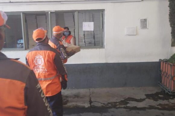 Entrega Toluca equipo de protección a personal de recolección de basura
