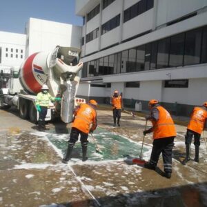 Continúa Toluca sanitización y limpieza de áreas externas en hospitales, albergues y espacios públicos de todo el territorio municipal