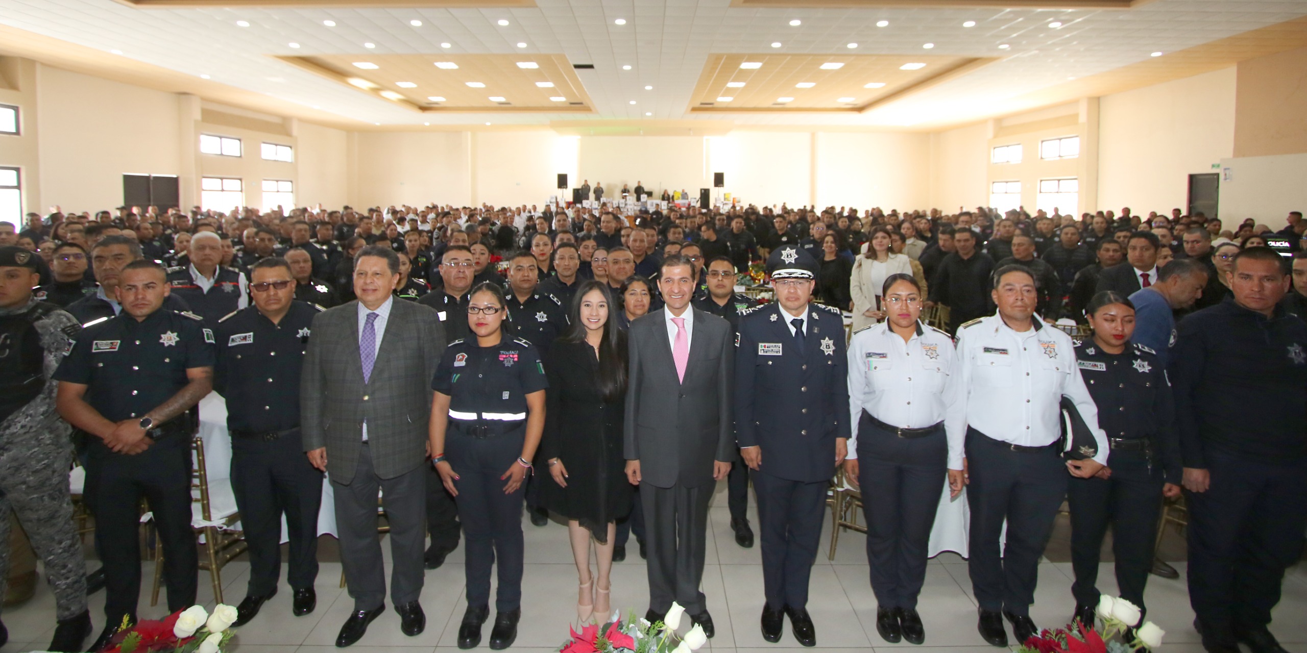 POLICÍA DE TOLUCA: MUJERES Y HOMBRES COMPROMETIDOS