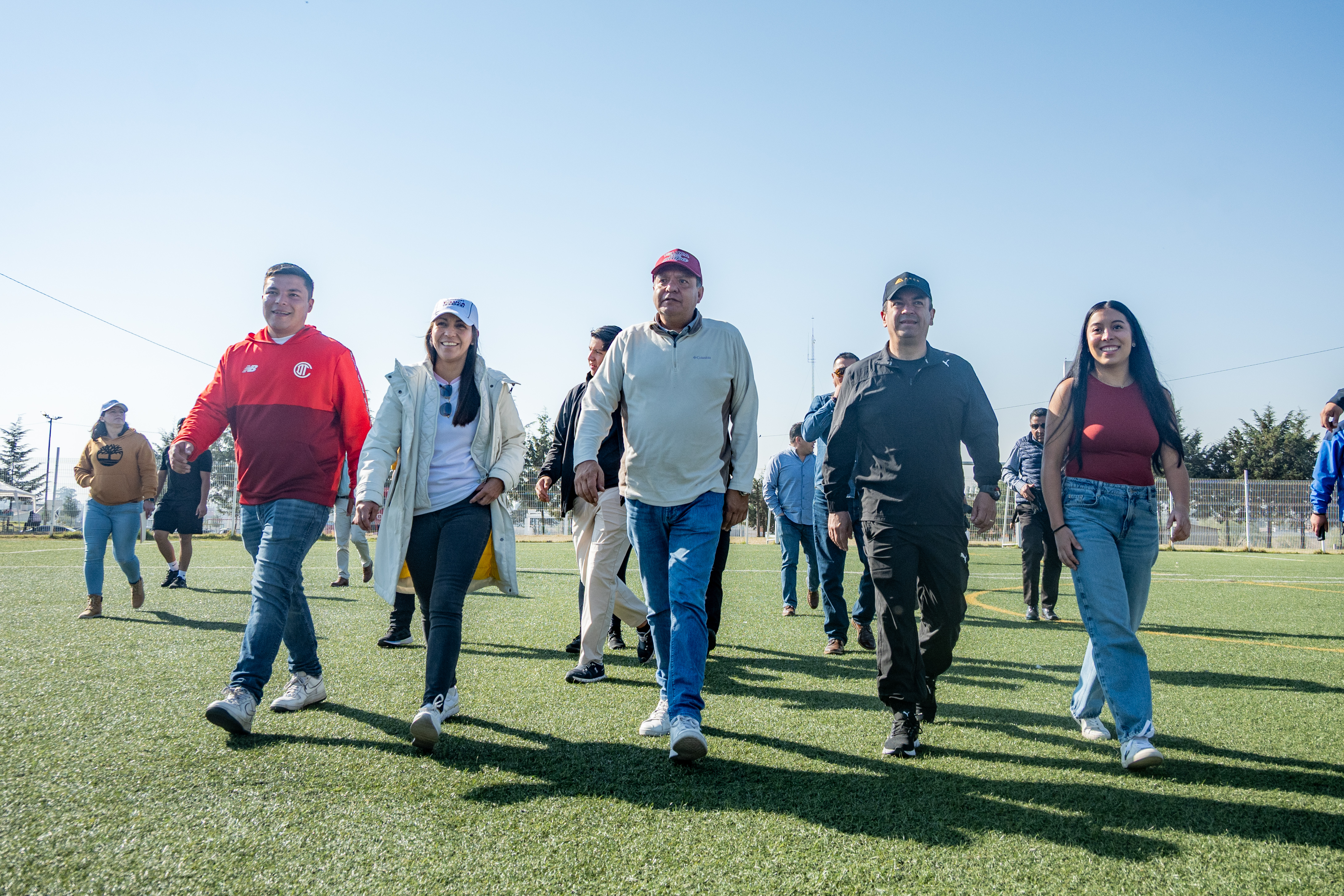 Inaugura Ricardo Moreno, Torneo de Barrios