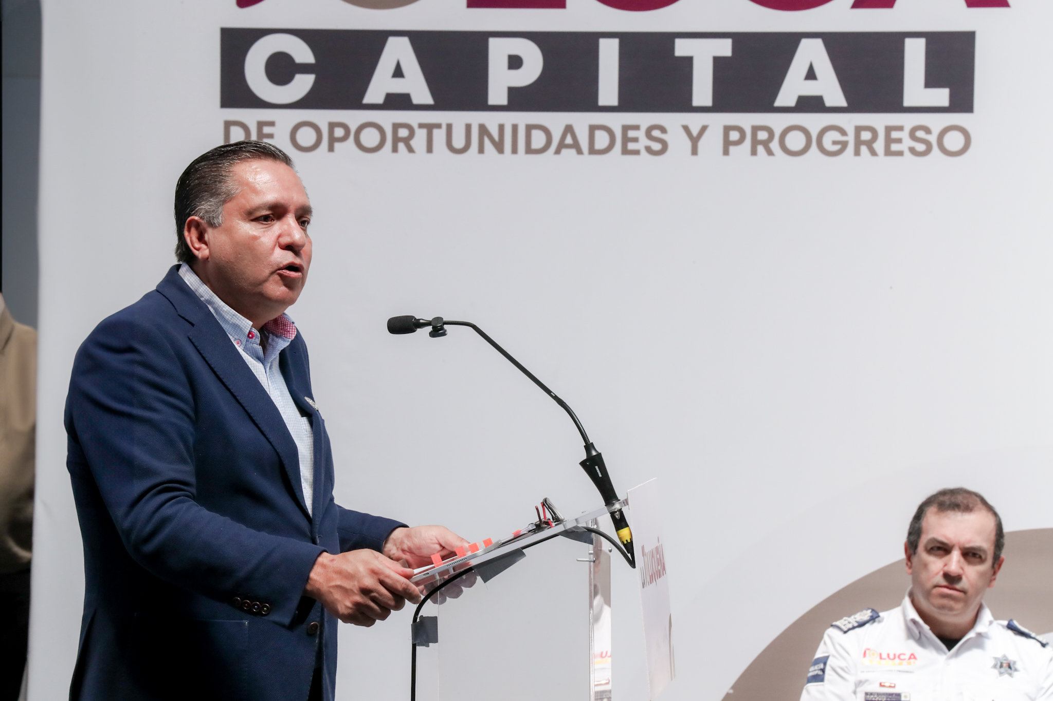 Impulsa Ricardo Moreno modernización y agilización de trámites y vinculación laboral