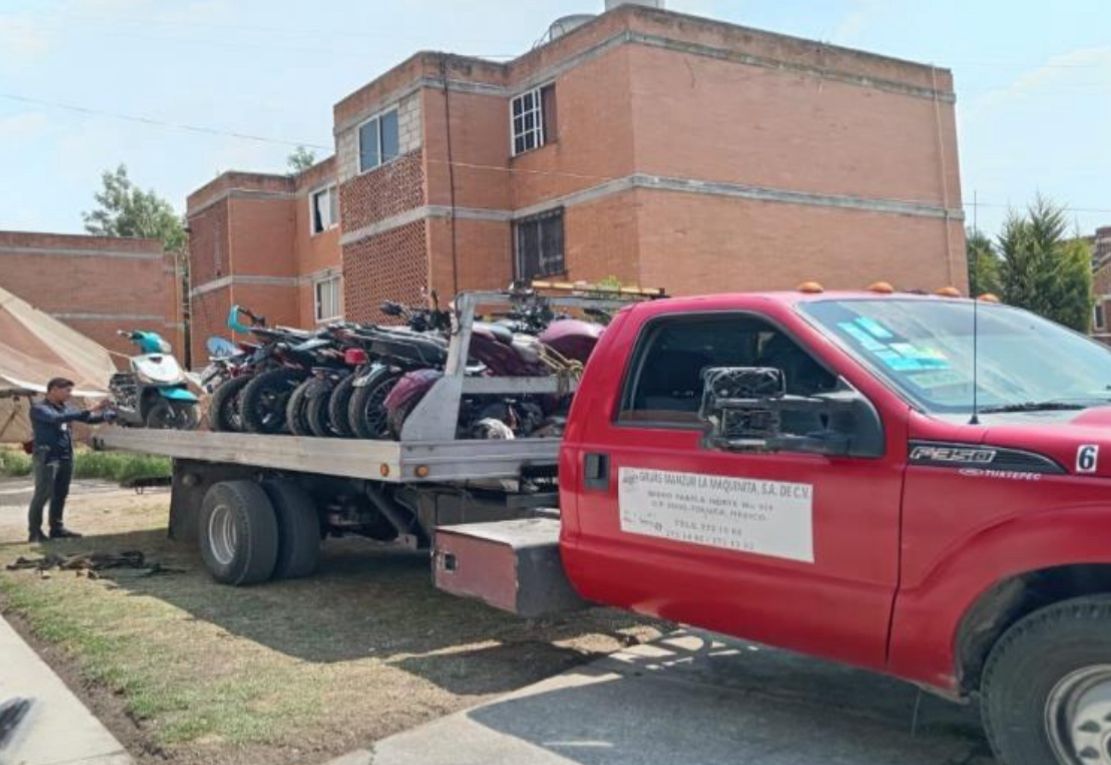 Dan autoridades estatal y municipal duro golpe contra el robo, aseguran diez motos