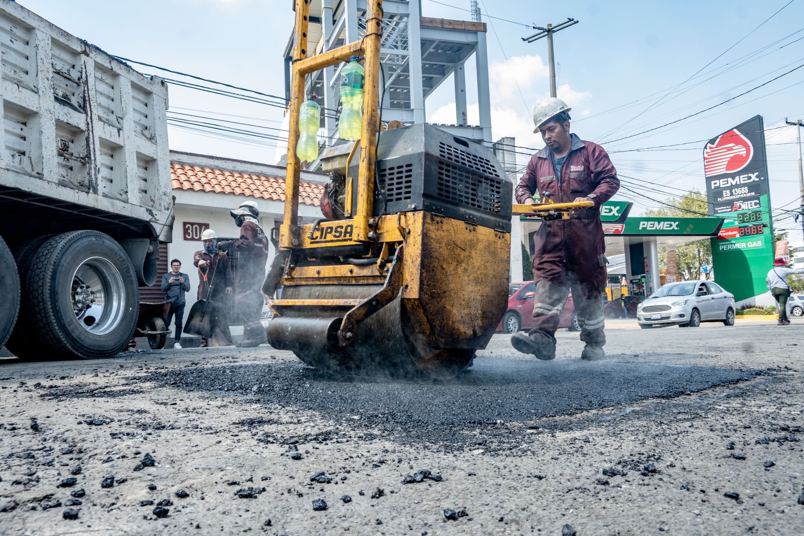 Plan emergente de bacheo en temporada de lluvias
