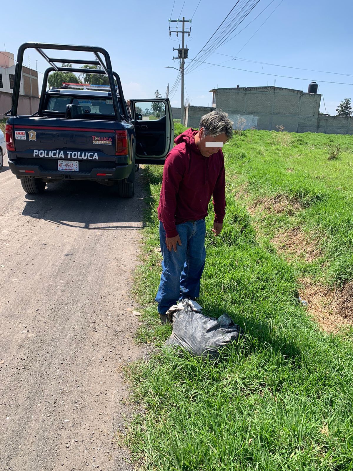 Cae el primero por tirar basura en vía pública en Toluca