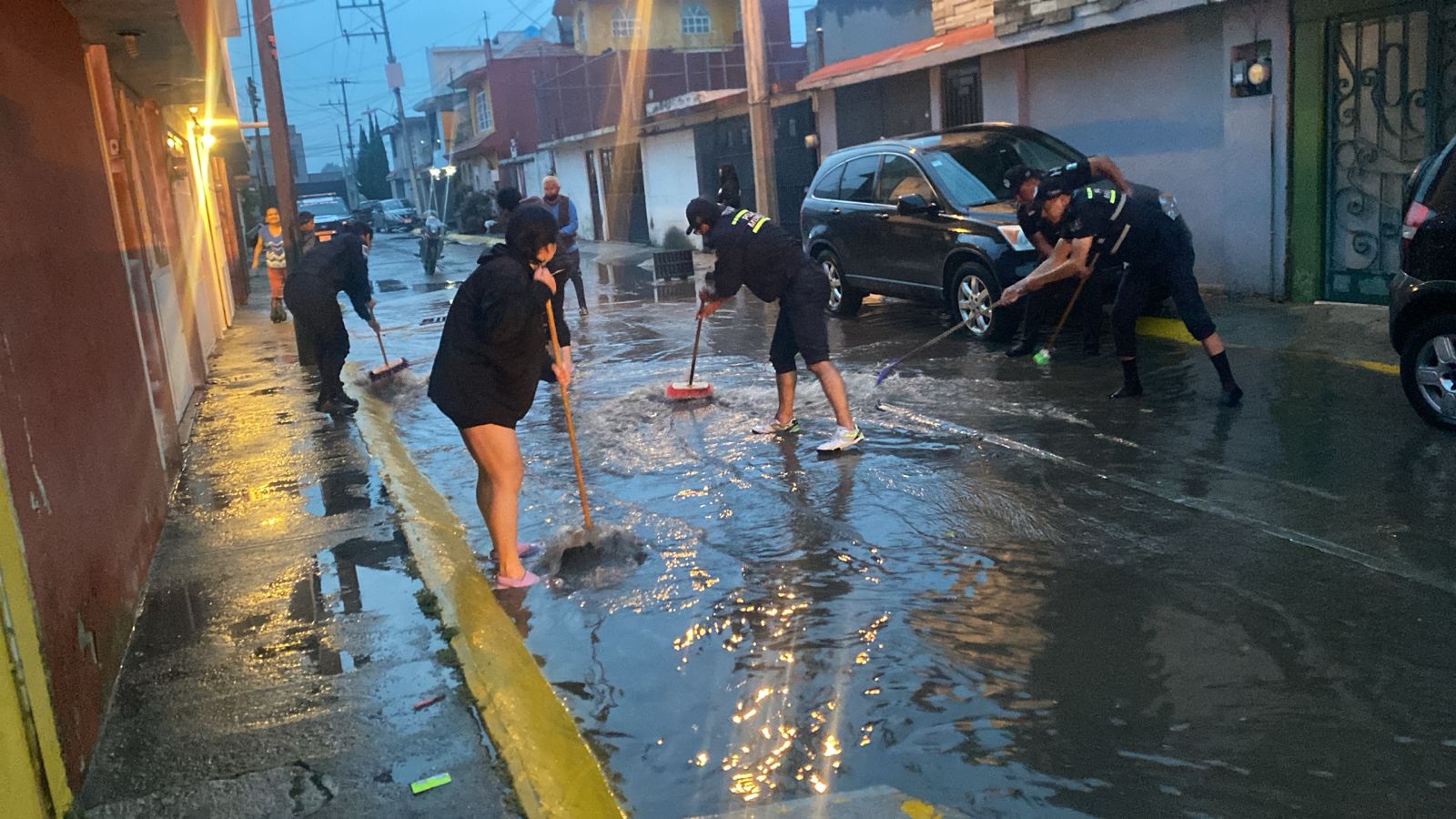 Implementa Gobierno municipal acciones inmediatas ante contingencias por lluvias en Toluca