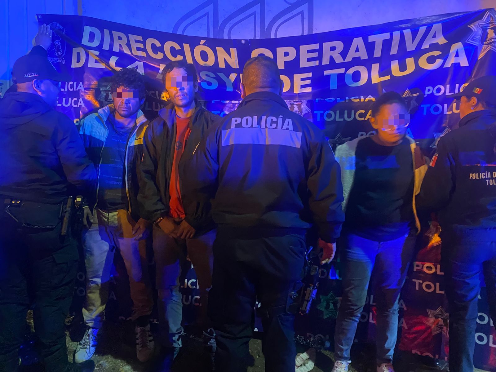 Detienen en flagrancia a tres probables ladrones de cable telefónico en Toluca