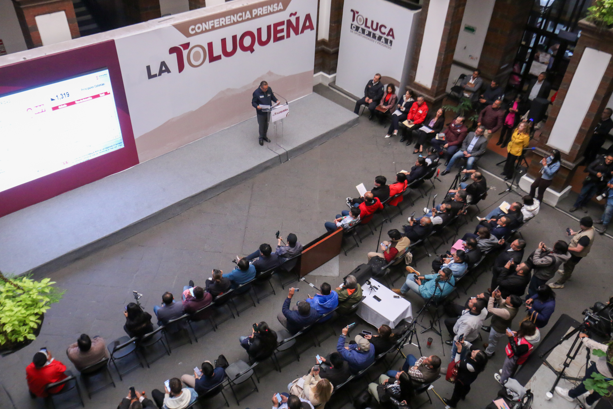 Actúa Gobierno municipal de Toluca contra el delito extorsión, pide a la población colgar y reportar