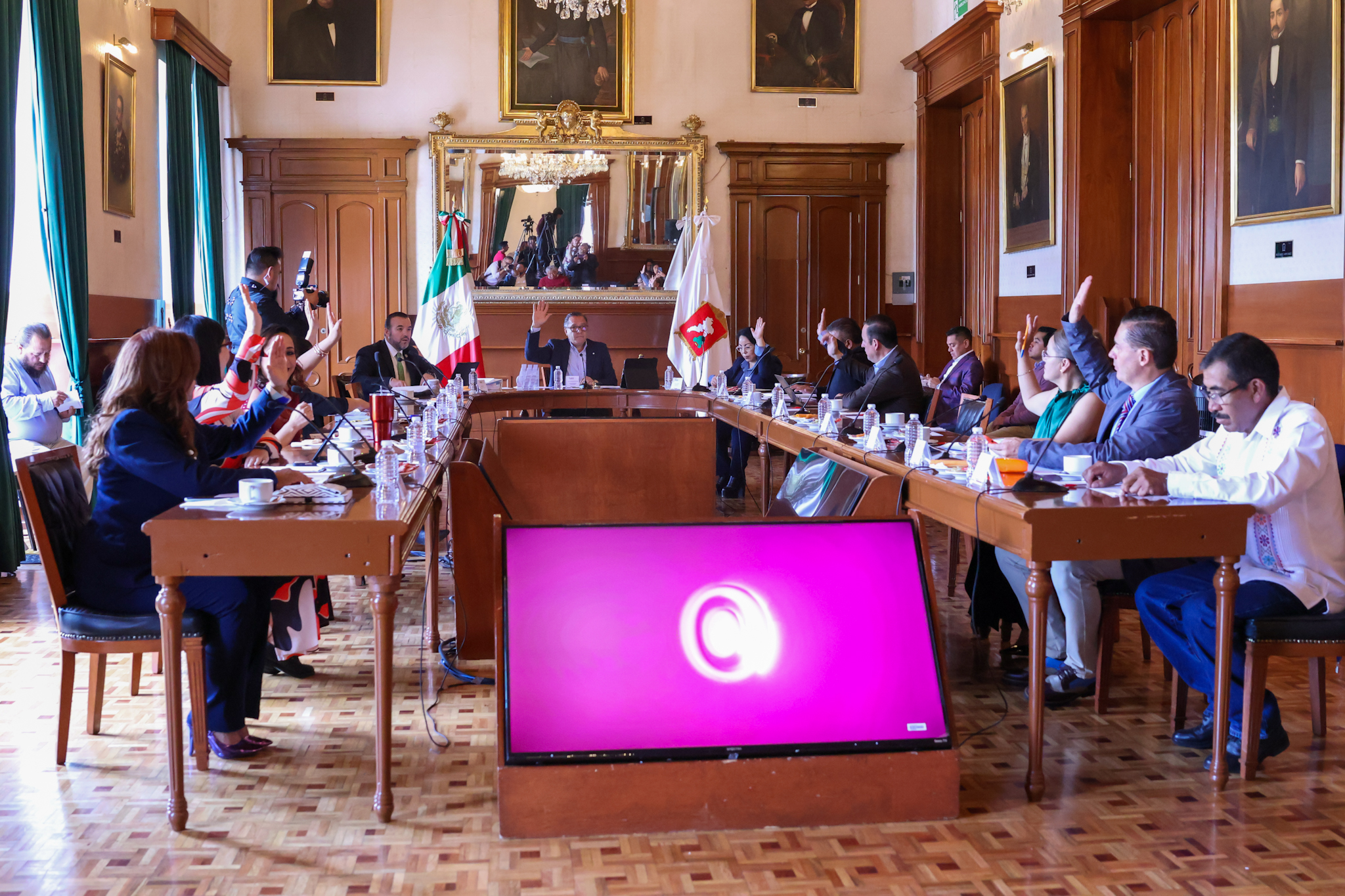 Impulsa Cabildo de Toluca desarrollo urbano y económico