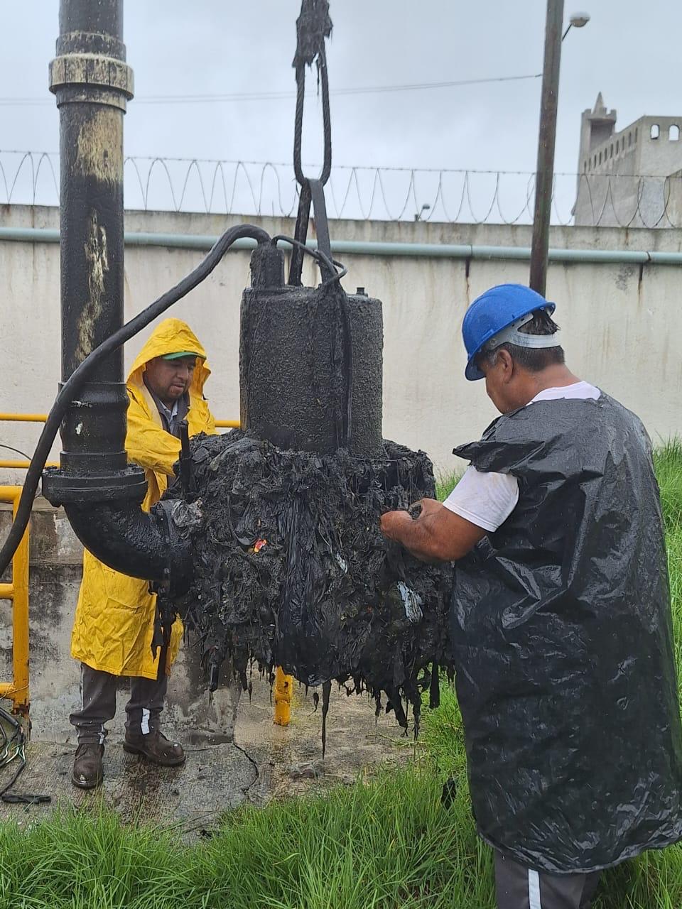 Realiza Gobierno municipal limpieza y mantenimiento de cárcamos