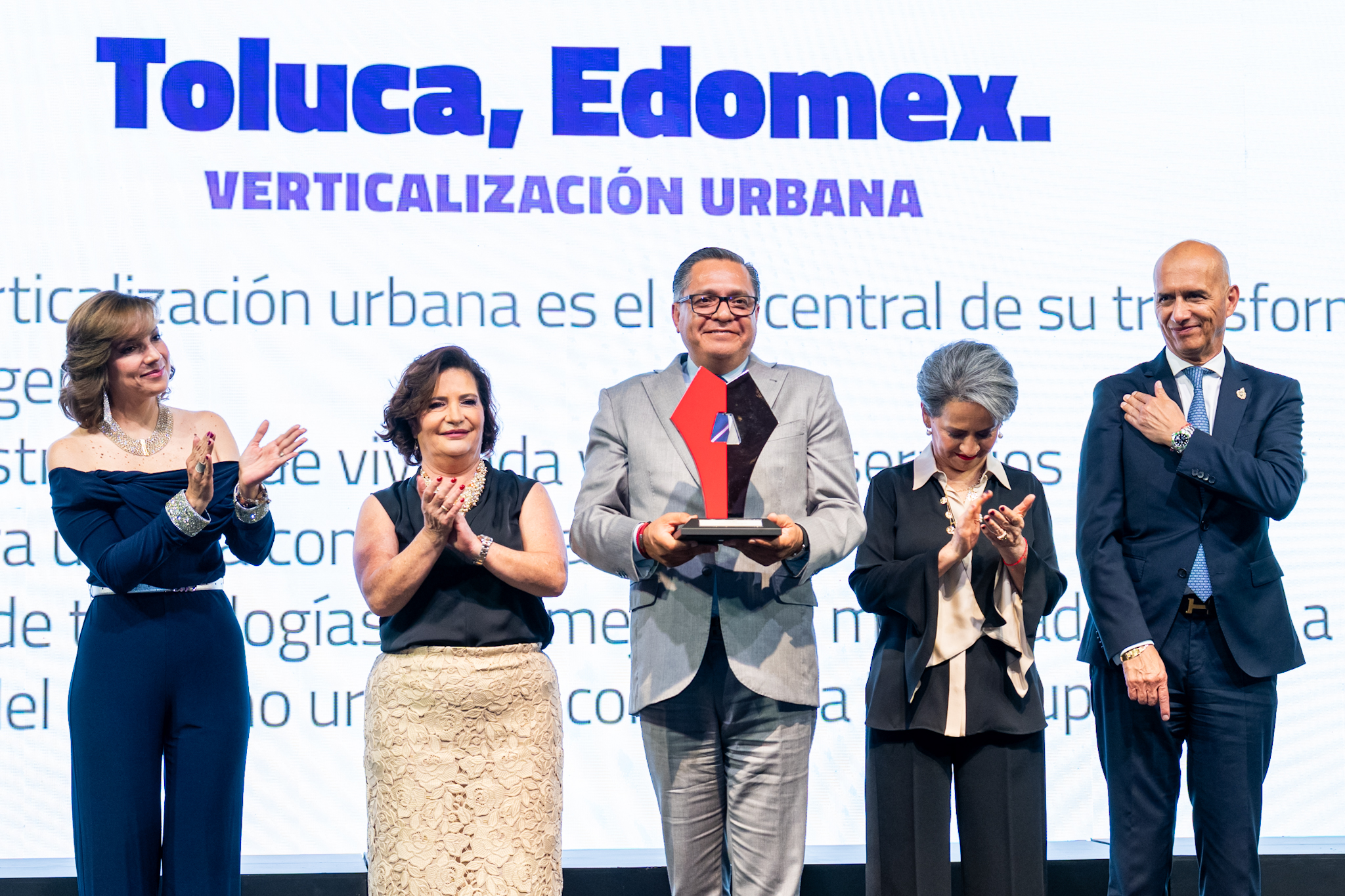 Premian a Toluca por su modelo de Ciudad Inteligente
