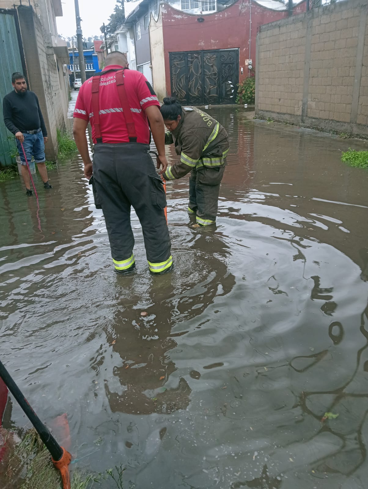 Atiende Gobierno municipal afectaciones por fuertes lluvias y mantiene monitoreo permanente en Toluca
