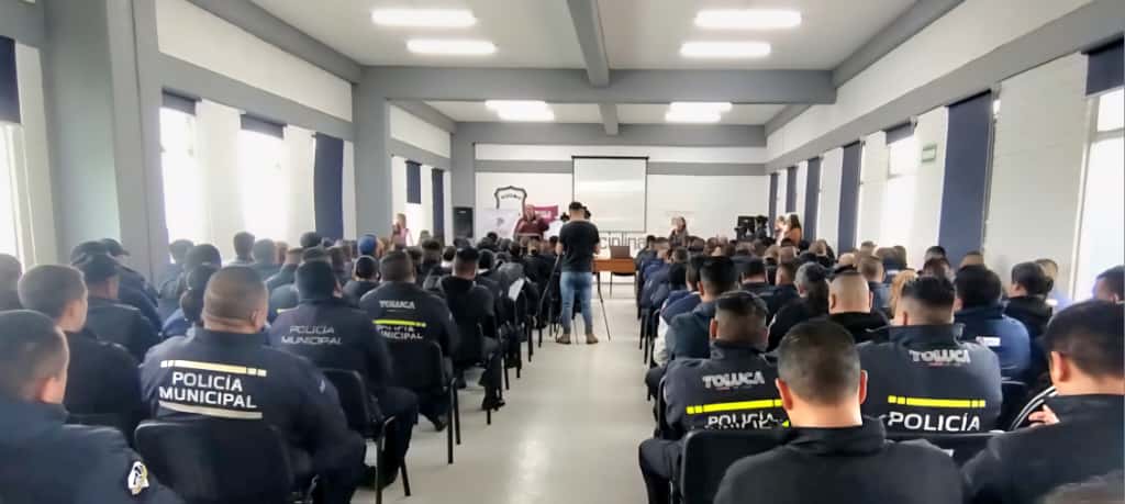 Continúa capacitación a elementos de Seguridad de Toluca en materia de Derechos Humanos