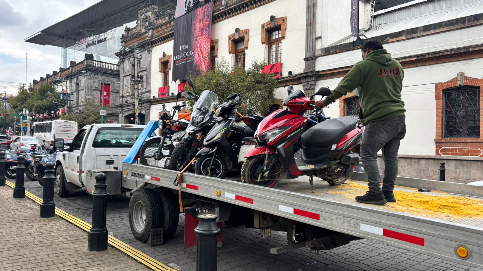 Retira Toluca 87 motos sin placas en operativo