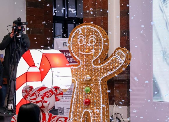 Llega la Navidad a Toluca, Ricardo Moreno viste al municipio de caramelo, magia y alegría