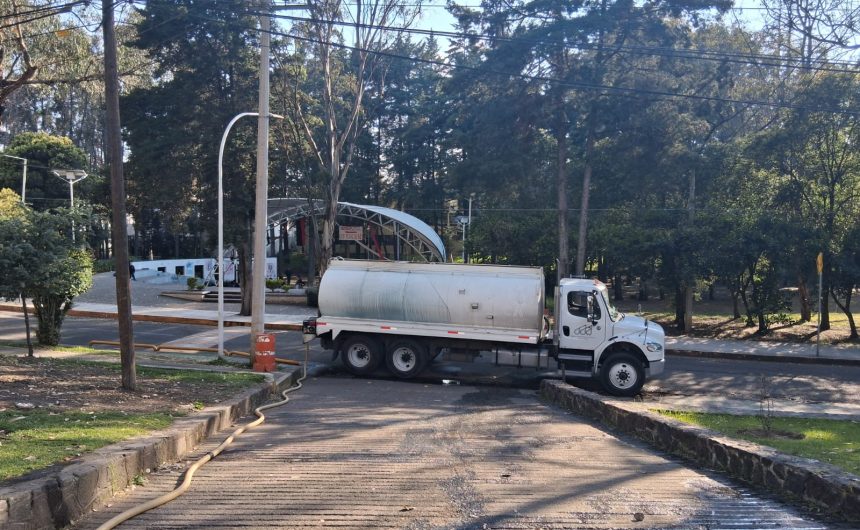 Instruye Gobierno de Toluca abastecimiento emergente de agua en Ciudad Universitaria
