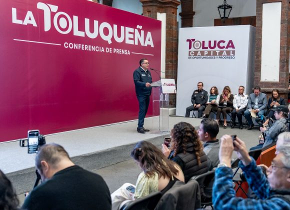 Benefician los programas sociales a miles de toluqueños: Ricardo Moreno