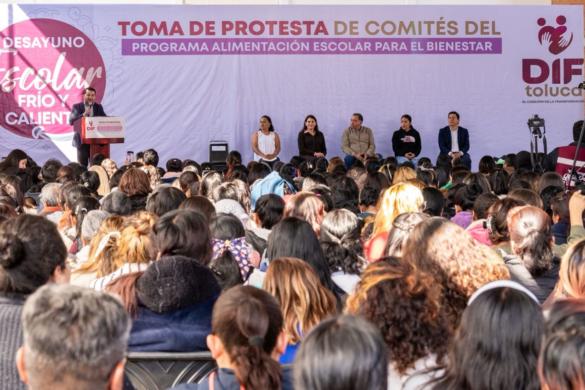 5edc9dcb-b953-4646-976f-1e8745e2a03f Benefician a cerca de 23 mil estudiantes toluqueños con desayunos en distintos planteles educativos