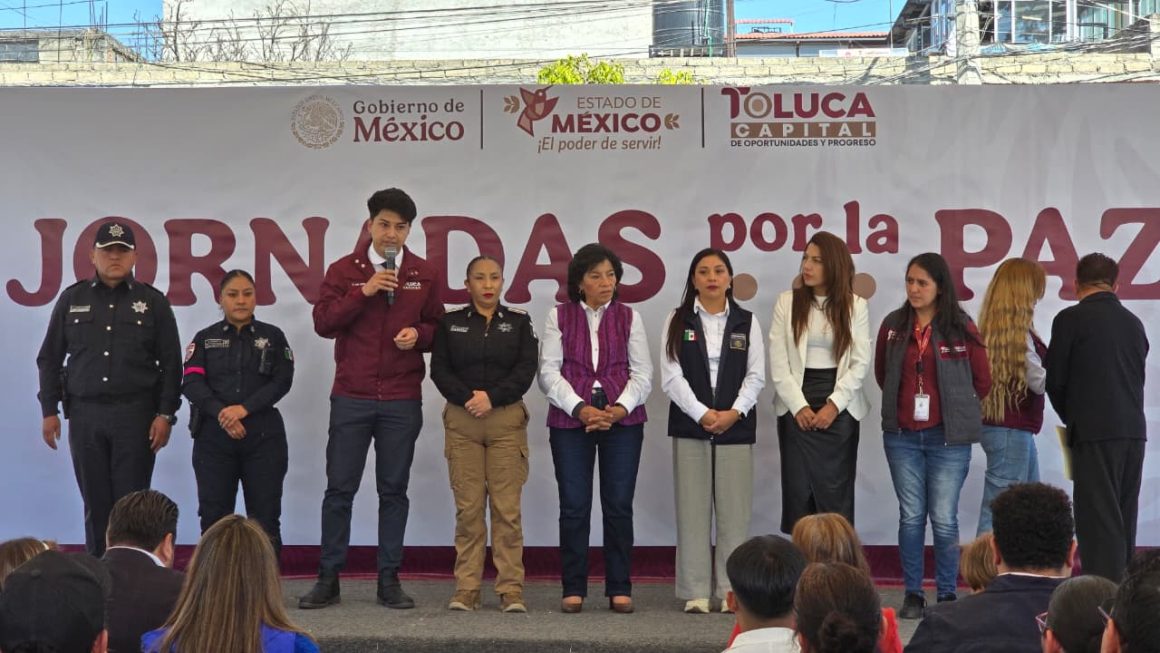 dc8cc3a8-7114-442b-b0b2-f67828b53cd0 Aprovechan familias de San Lorenzo Tepaltitlán servicios de Jornada por la Paz