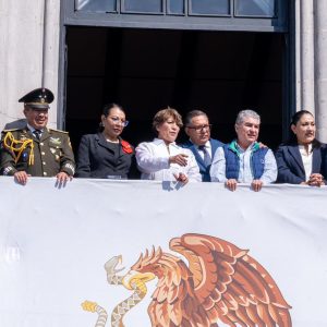 Participación destacada de las corporaciones de seguridad y bomberos de Toluca en el Desfile por el 115 Aniversario de la Revolución Mexicana