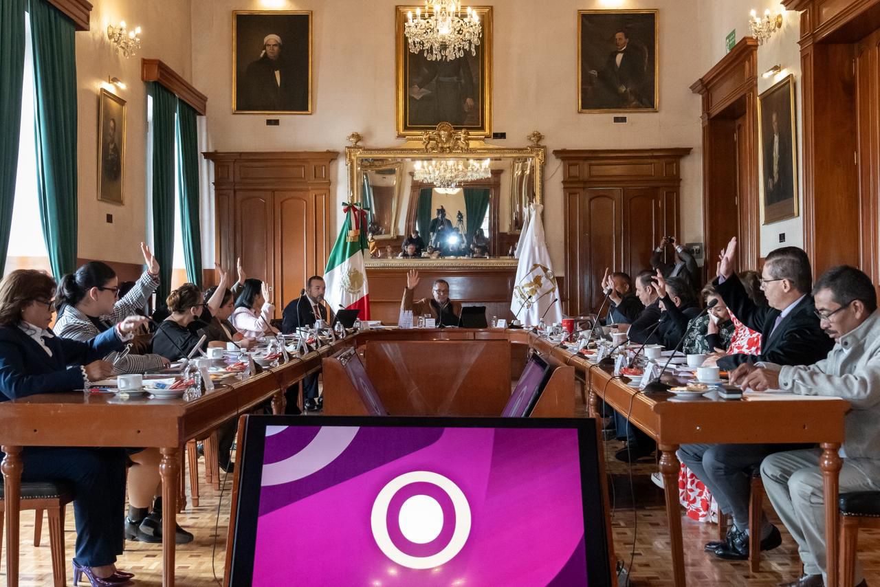 Ayuntamiento de Toluca cumple en tiempo y forma con el pago de prestaciones y obligaciones fiscales