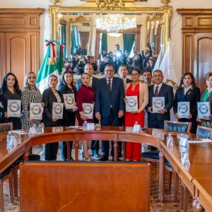 Entrega Ricardo Moreno Primer Informe de Gobierno al Cabildo