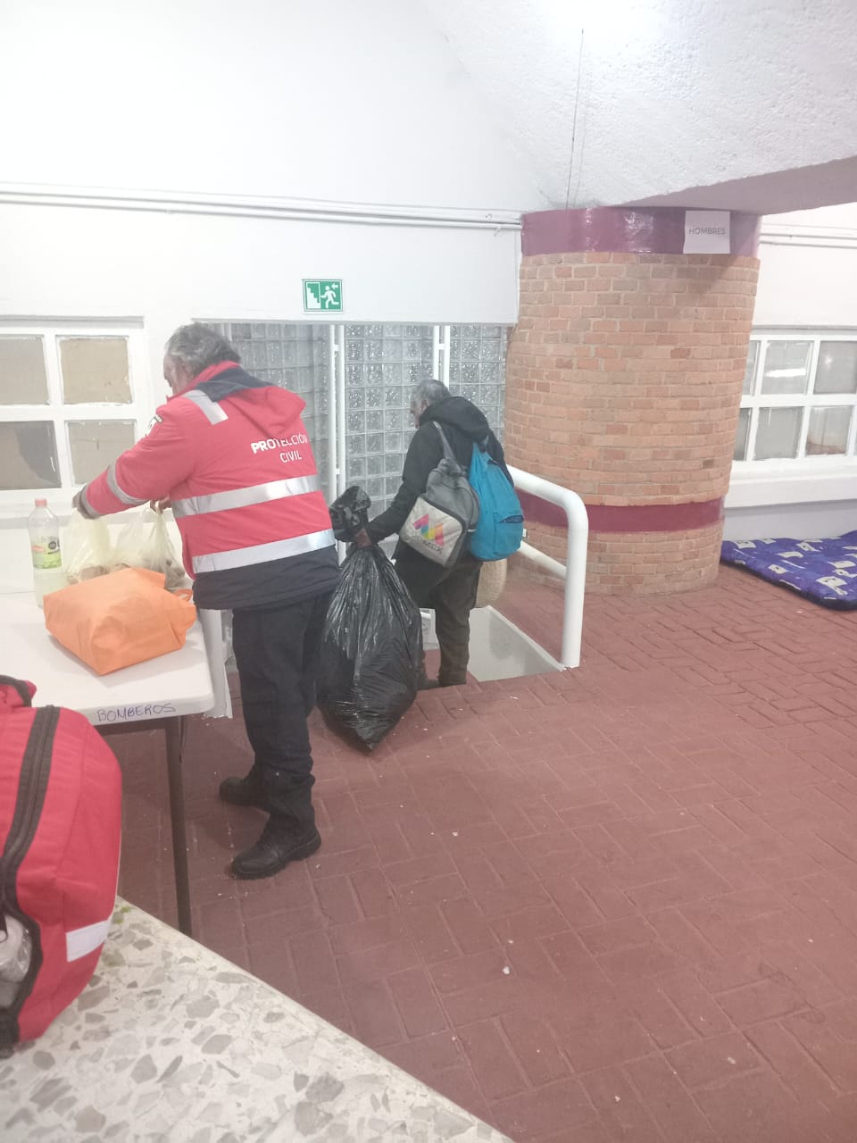 Mantiene Toluca apoyo directo a personas en situación de calle por bajas temperaturas