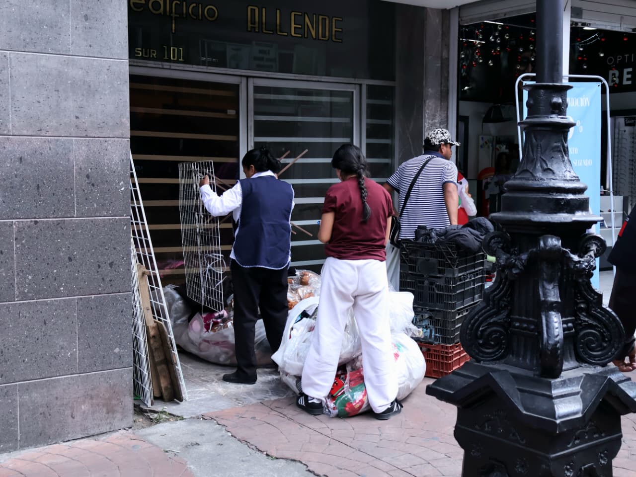 Realiza operativo Gobierno municipal para contener comercio ambulante en el Centro Histórico de Toluca