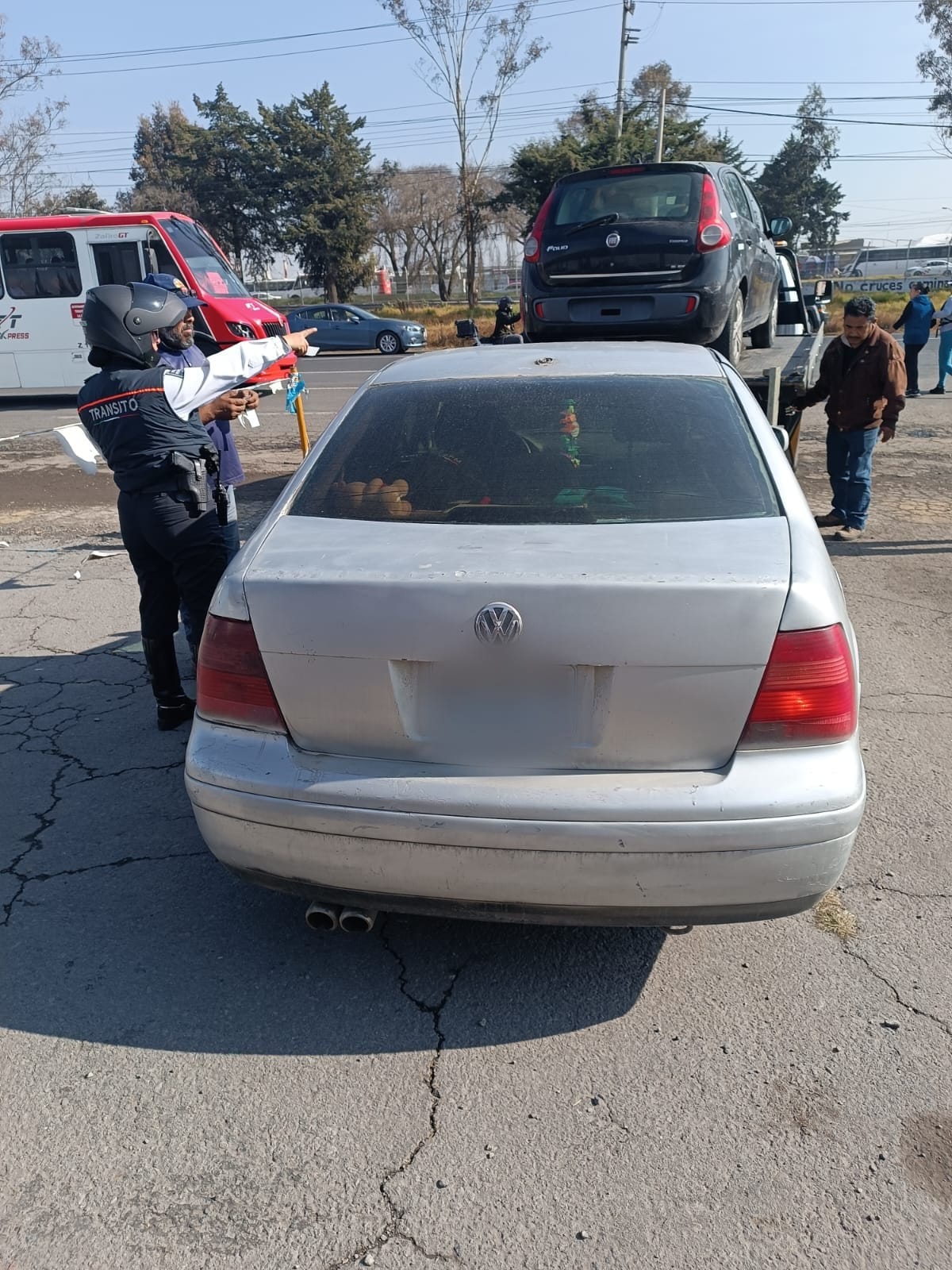 Retira Gobierno municipal 33 vehículos en operativo vial en Palmillas