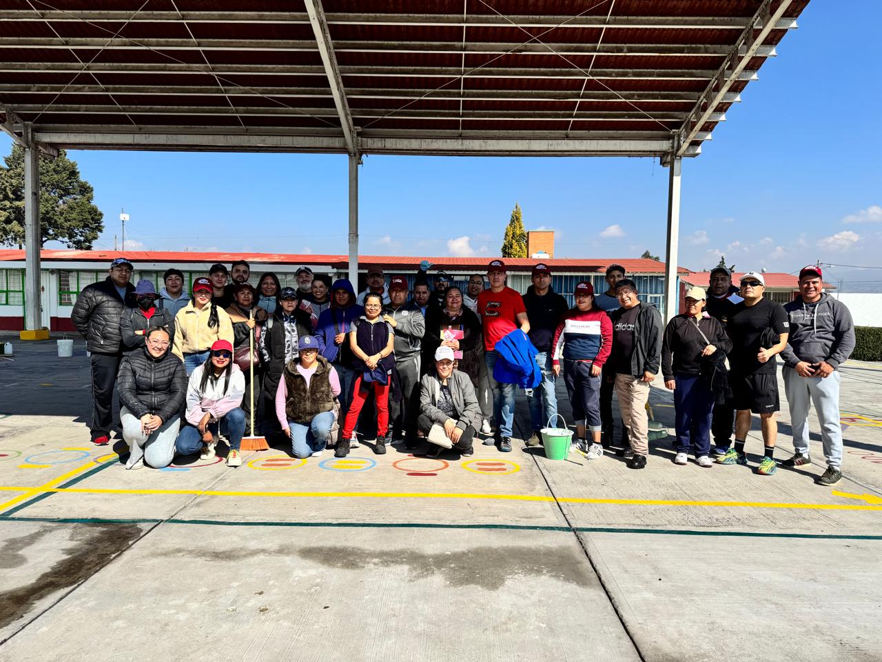 Recuperan brillo 25 escuelas con Yo pongo guapa Toluca