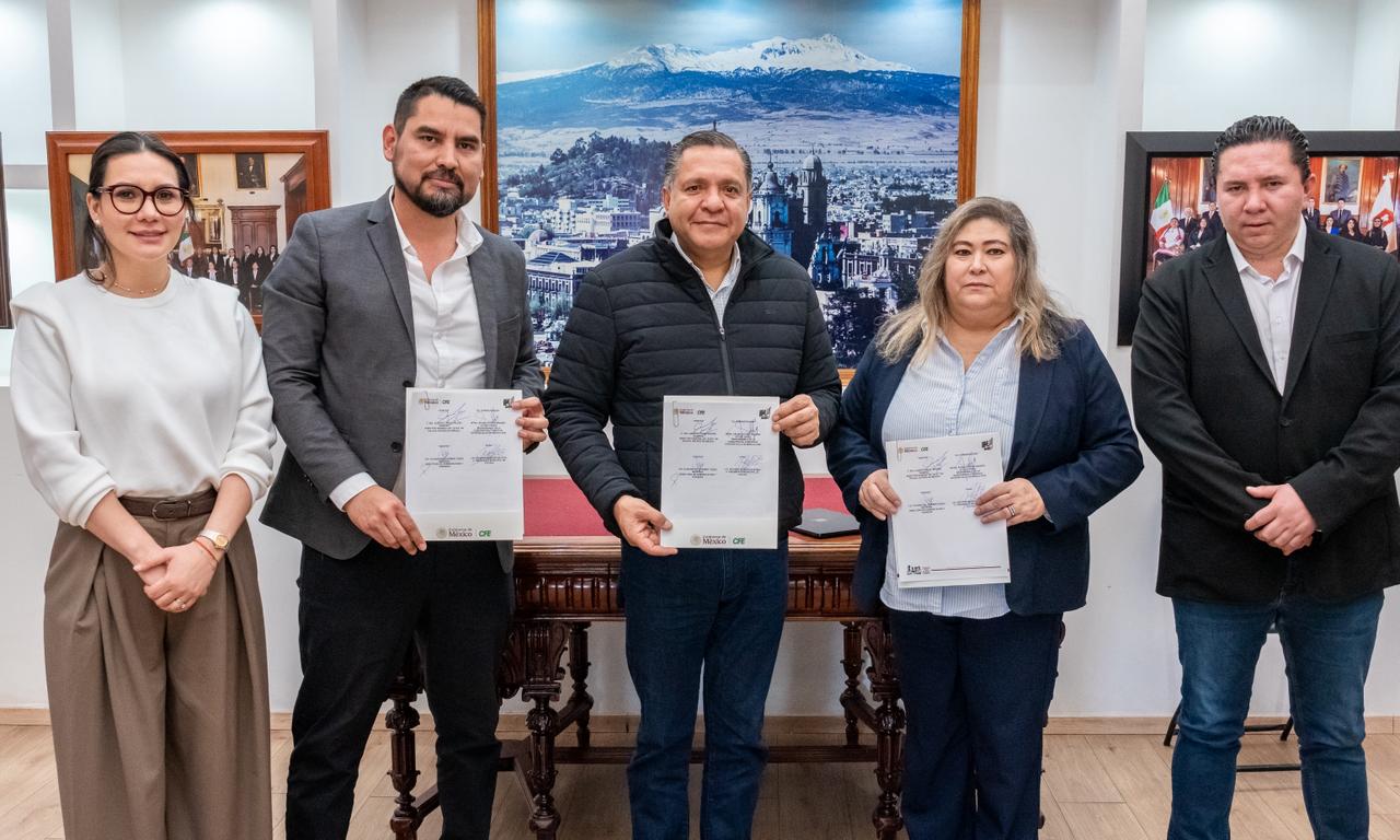 Pone orden Ricardo Moreno a deuda histórica de Toluca con CFE