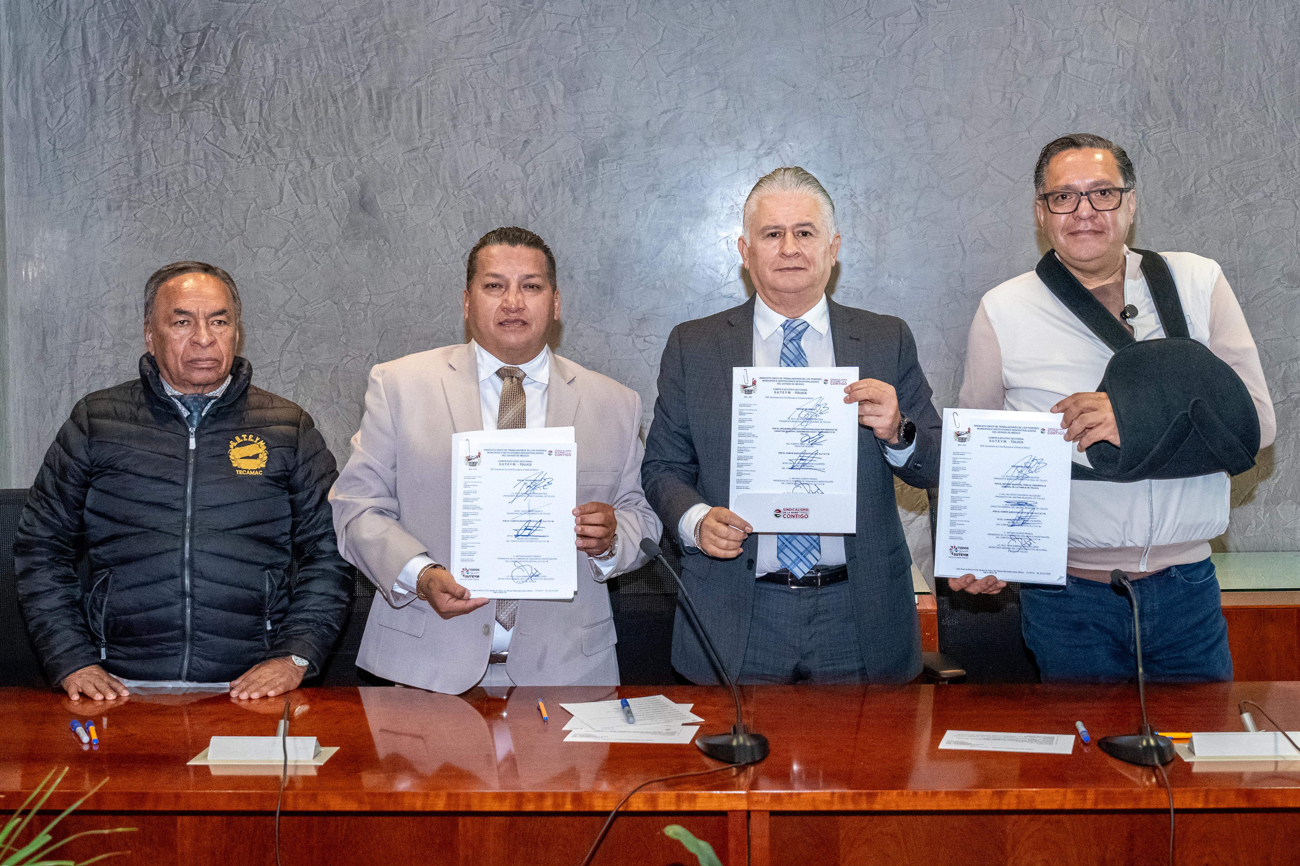 Consolida Ricardo Moreno justicia laboral con firma de convenio salarial 2025