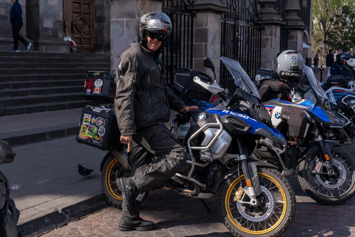 Continúa campaña “Cascos que cuentan historias” como prioridad de Ricardo Moreno para salvar vidas