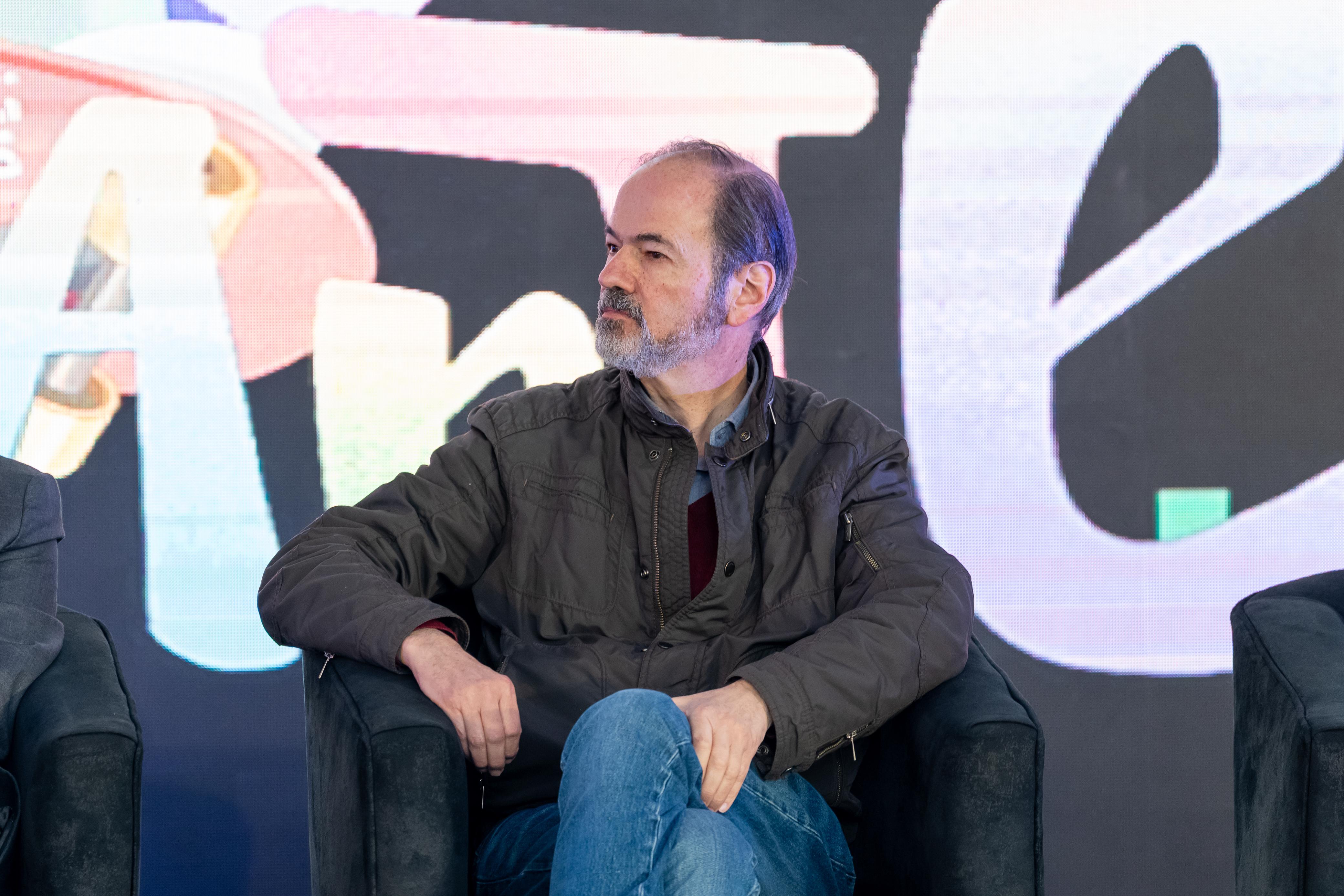 Impulsa Ricardo Moreno cultura y diálogo intergeneracional junto a Juan Villoro