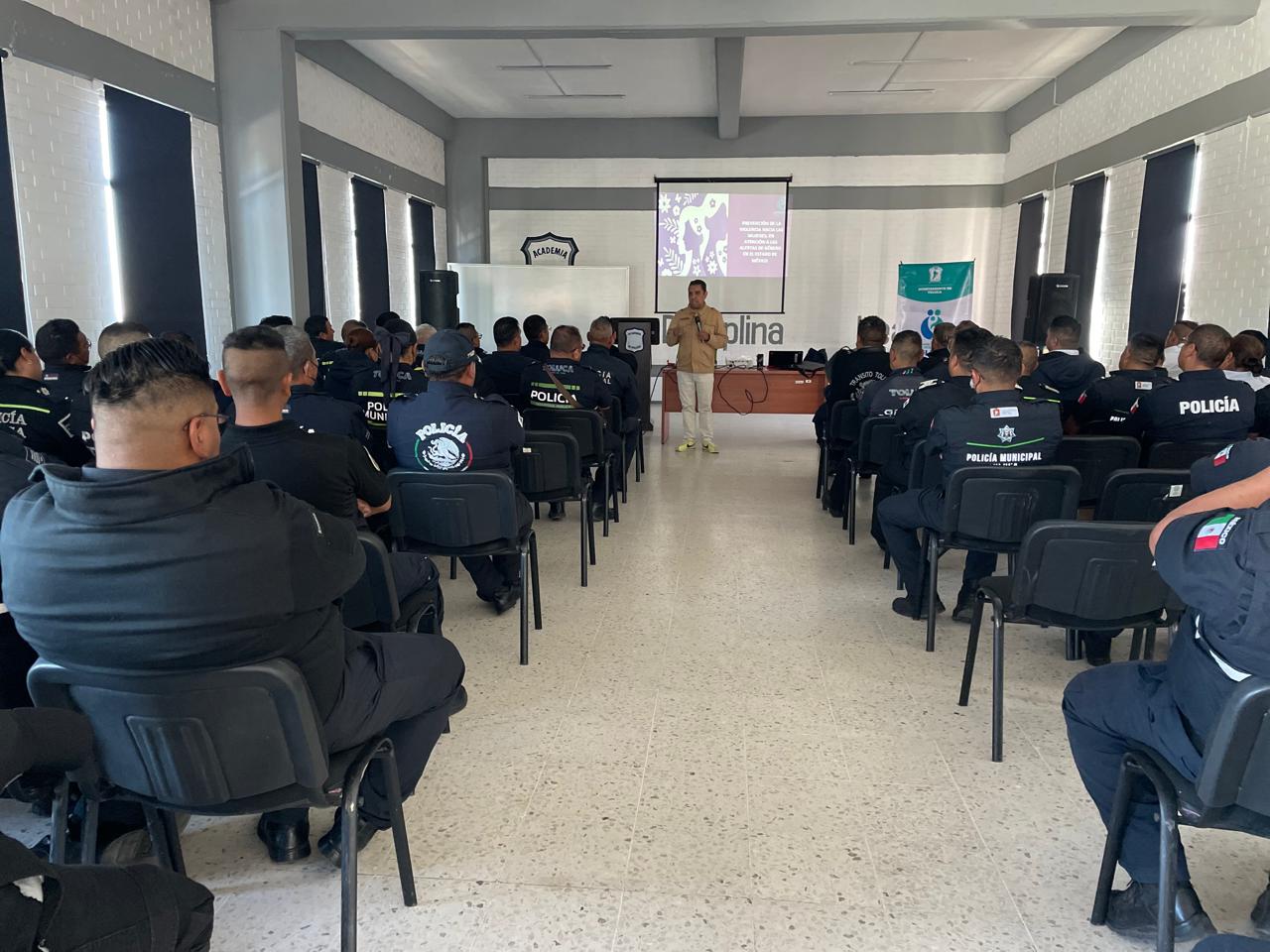 Continúa en Toluca jornada de capacitaciones para policías rumbo al 8M