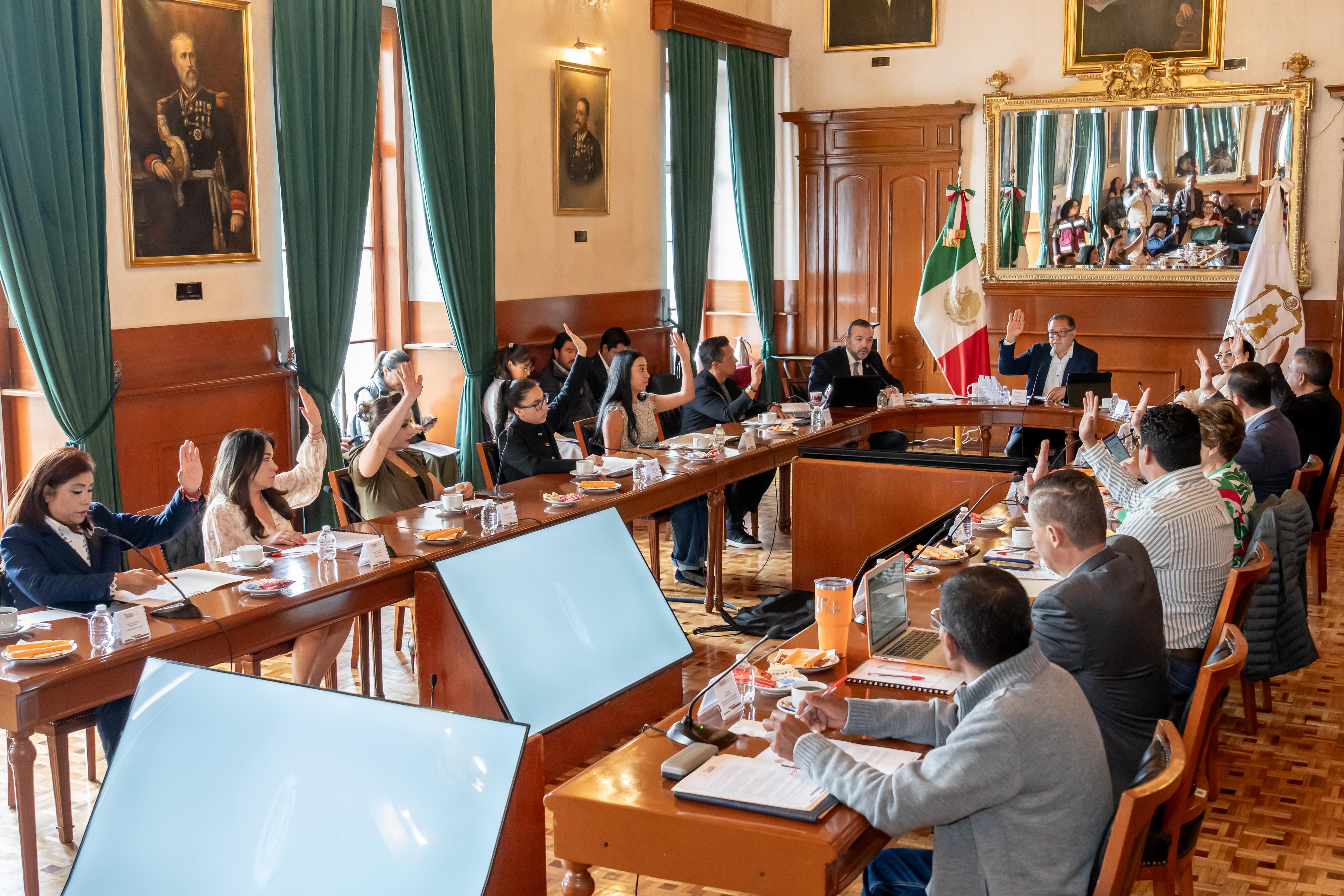 Logra Ricardo Moreno más de la mitad de sus metas en apenas un año de gobierno