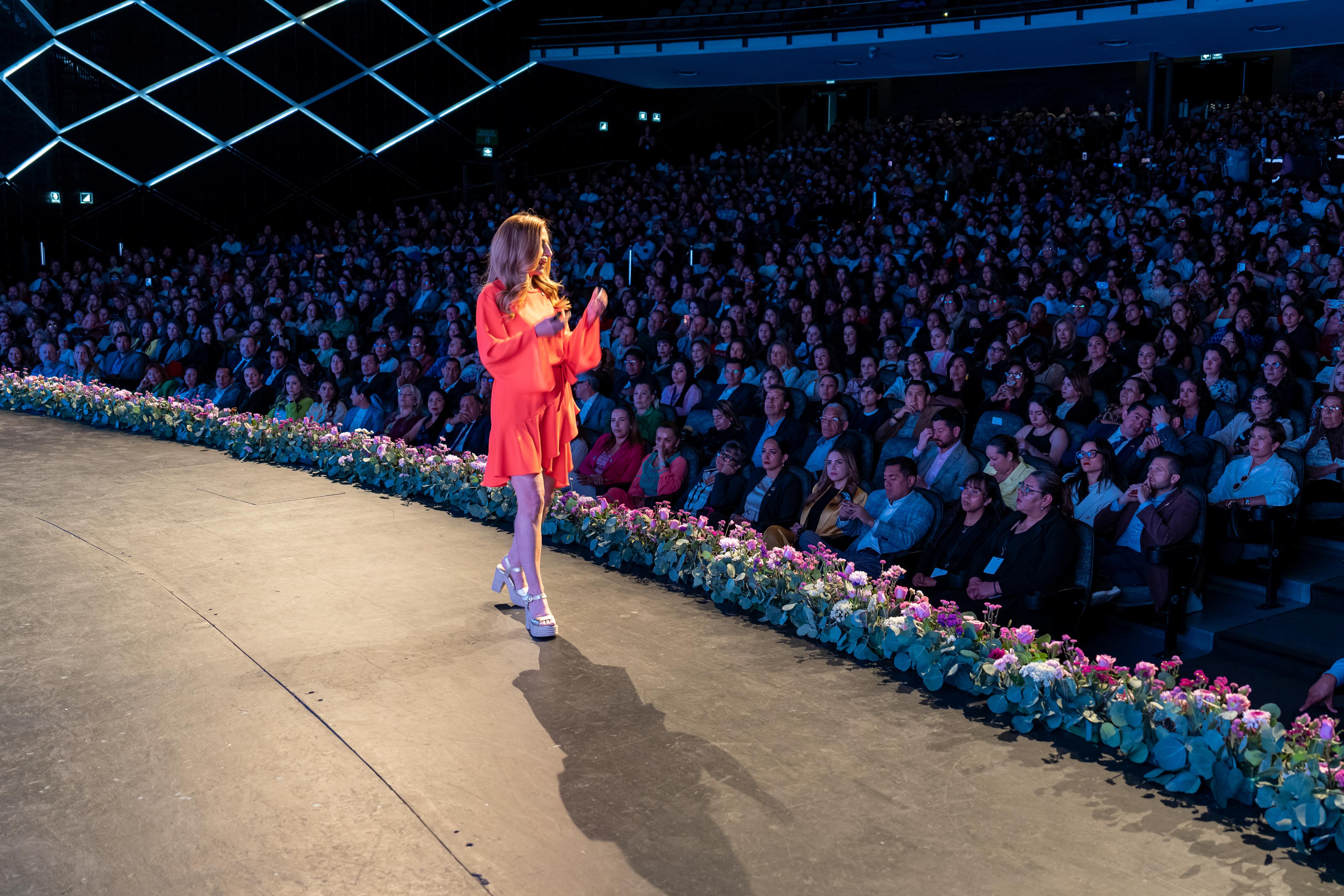 Impulsan Rocío Pegueros y Ricardo Moreno bienestar integral para hombres y mujeres toluqueñas