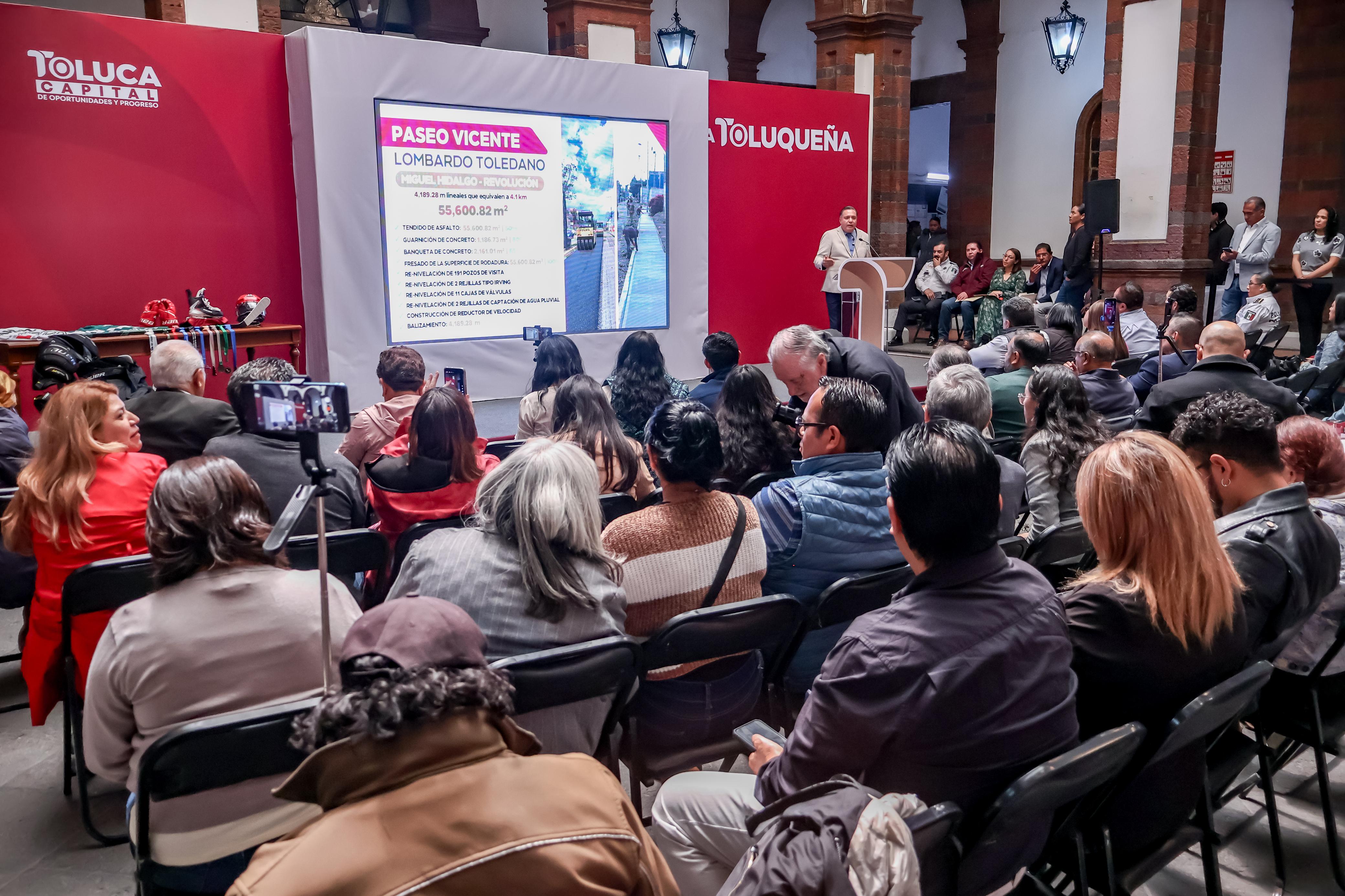Continúan jornadas intensas de bacheo y trabajo coordinado en favor de los toluqueños