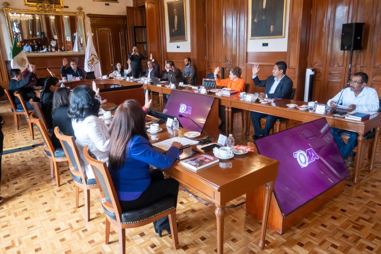 Dona Toluca dos terrenos para Centros de Educación y Cuidado Infantil y amplía donación de predio para preparatoria
