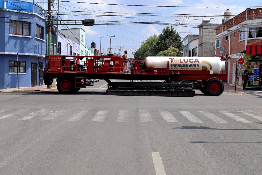 247856d1-a486-49ac-8137-2484c6537ff0 Rescata Ricardo Moreno calles y vialidades con el “Diablo Dragón”