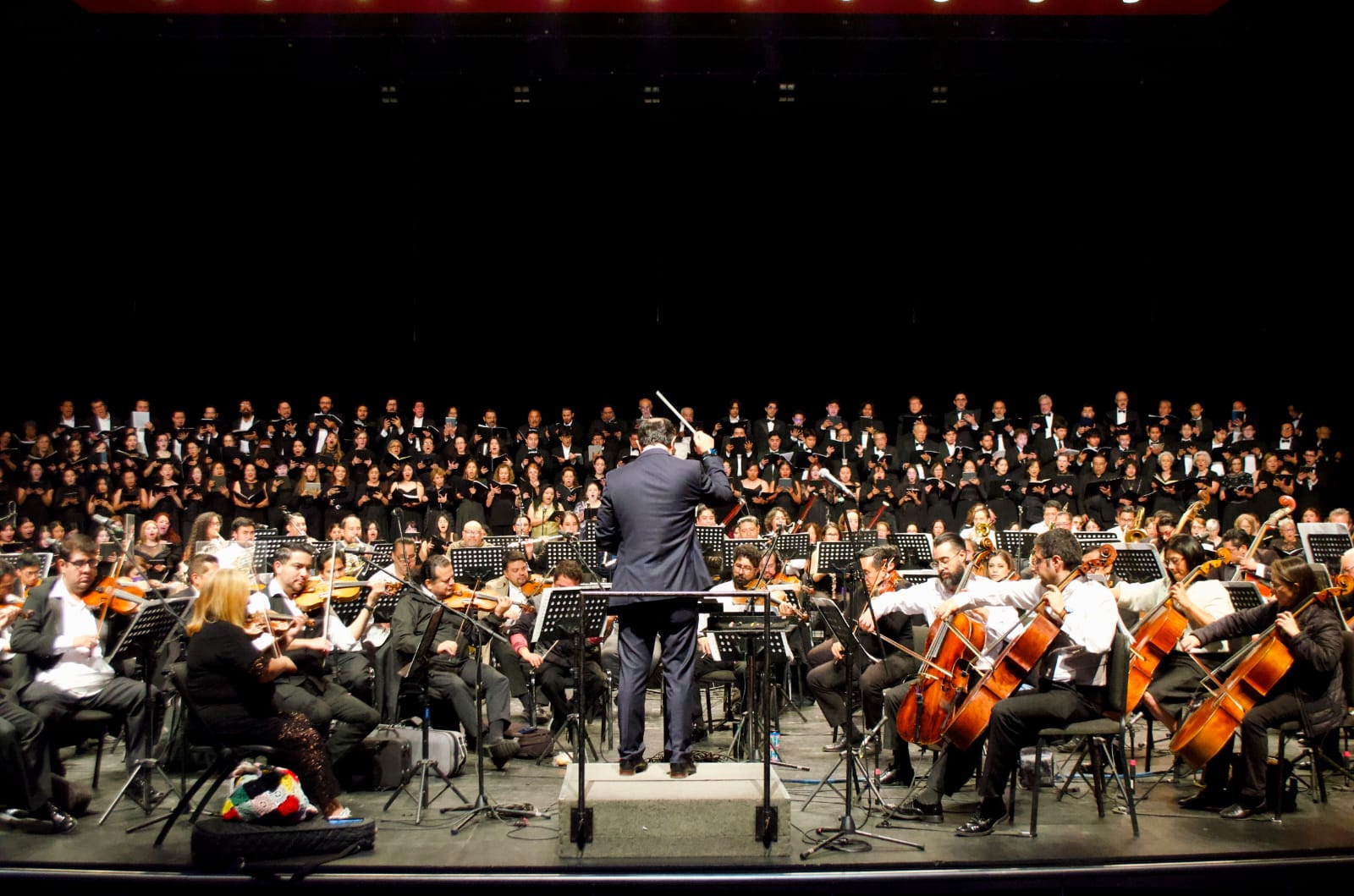 Consolida Ricardo Moreno a la OFiT como orgullo cultural de Toluca
