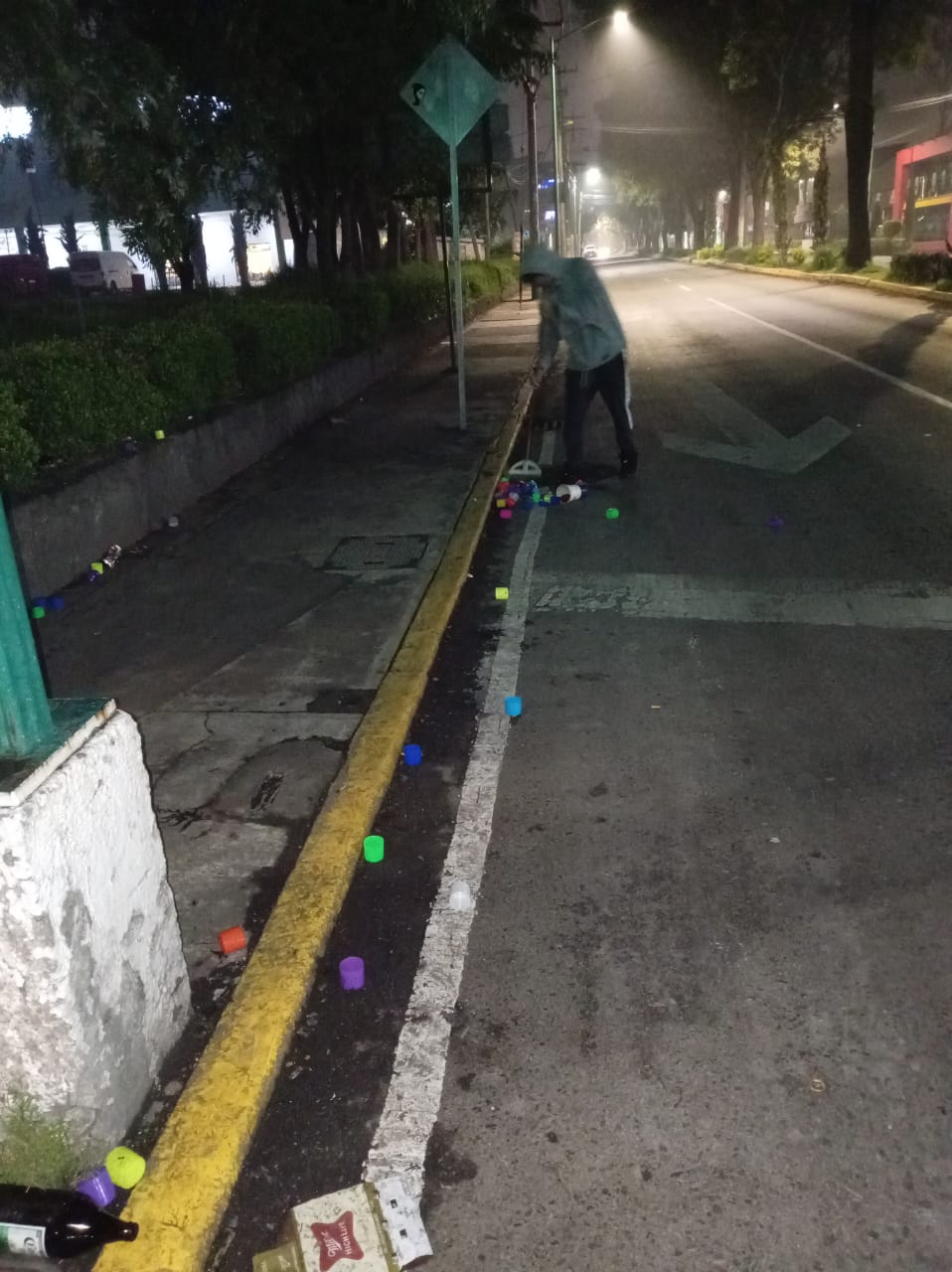 Recaba Toluca 8.4 toneladas de basura después de transmisiones de México en la justa futbolera