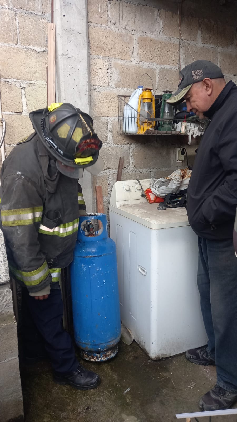 Llama Ricardo Moreno a verificar conexiones de gas en hogares y comercios