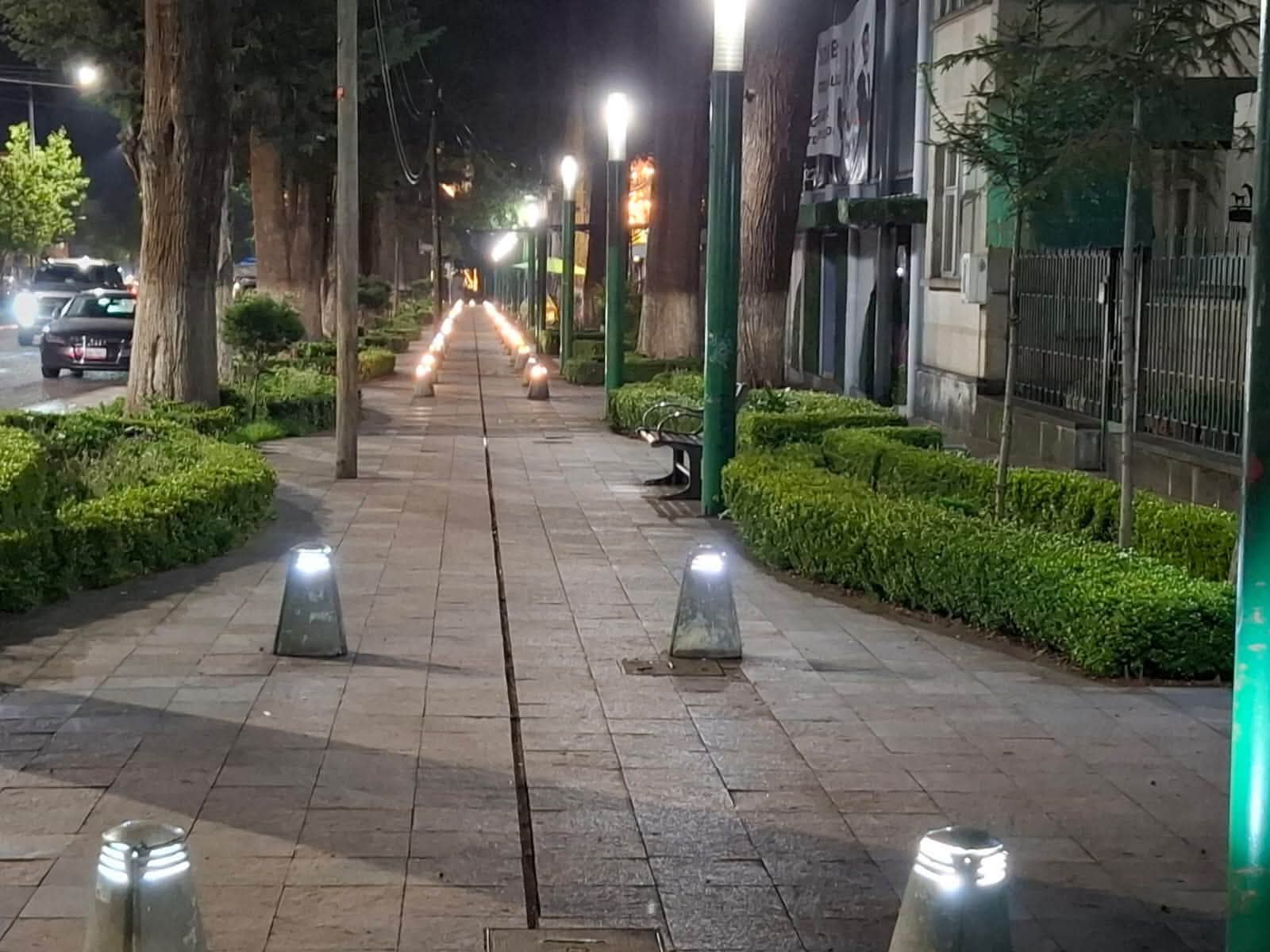 Recupera Toluca alumbrado del tradicional y emblemático Paseo Colón