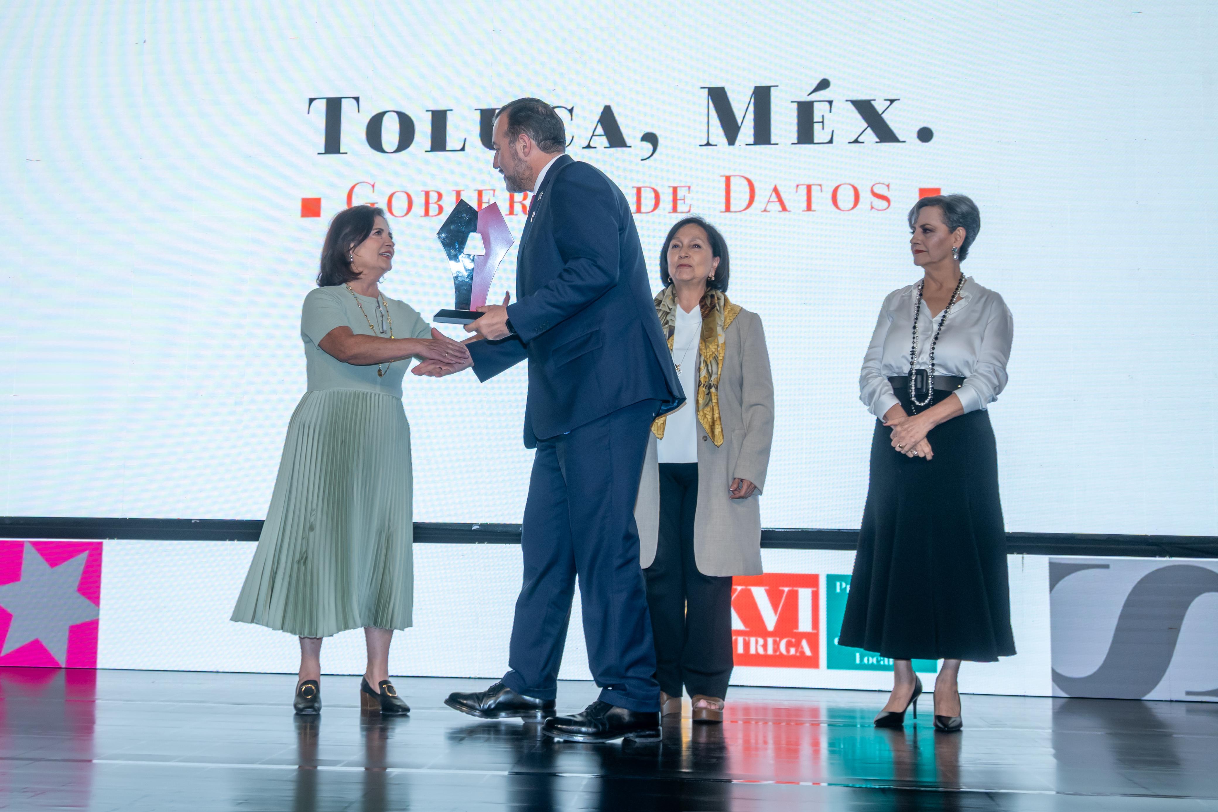 8db88dad-a04b-46c7-9e3c-1bf5b11c5624 Recibe gobierno de Ricardo Moreno Premio a las Mejores Prácticas de Gobiernos Locales, por incorporar tecnología y análisis de datos en sus distintos programas