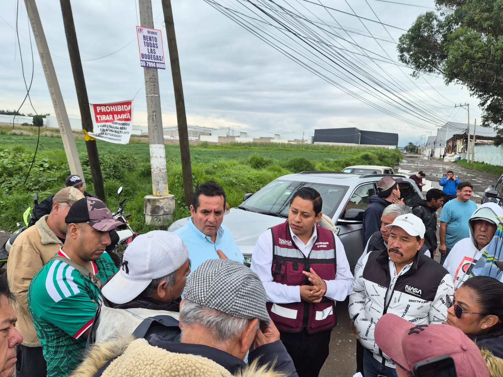 Atienden autoridades de Toluca necesidades de vecinos de San Pedro Totoltepec, acuerdan acciones conjuntas para mejorar vialidades