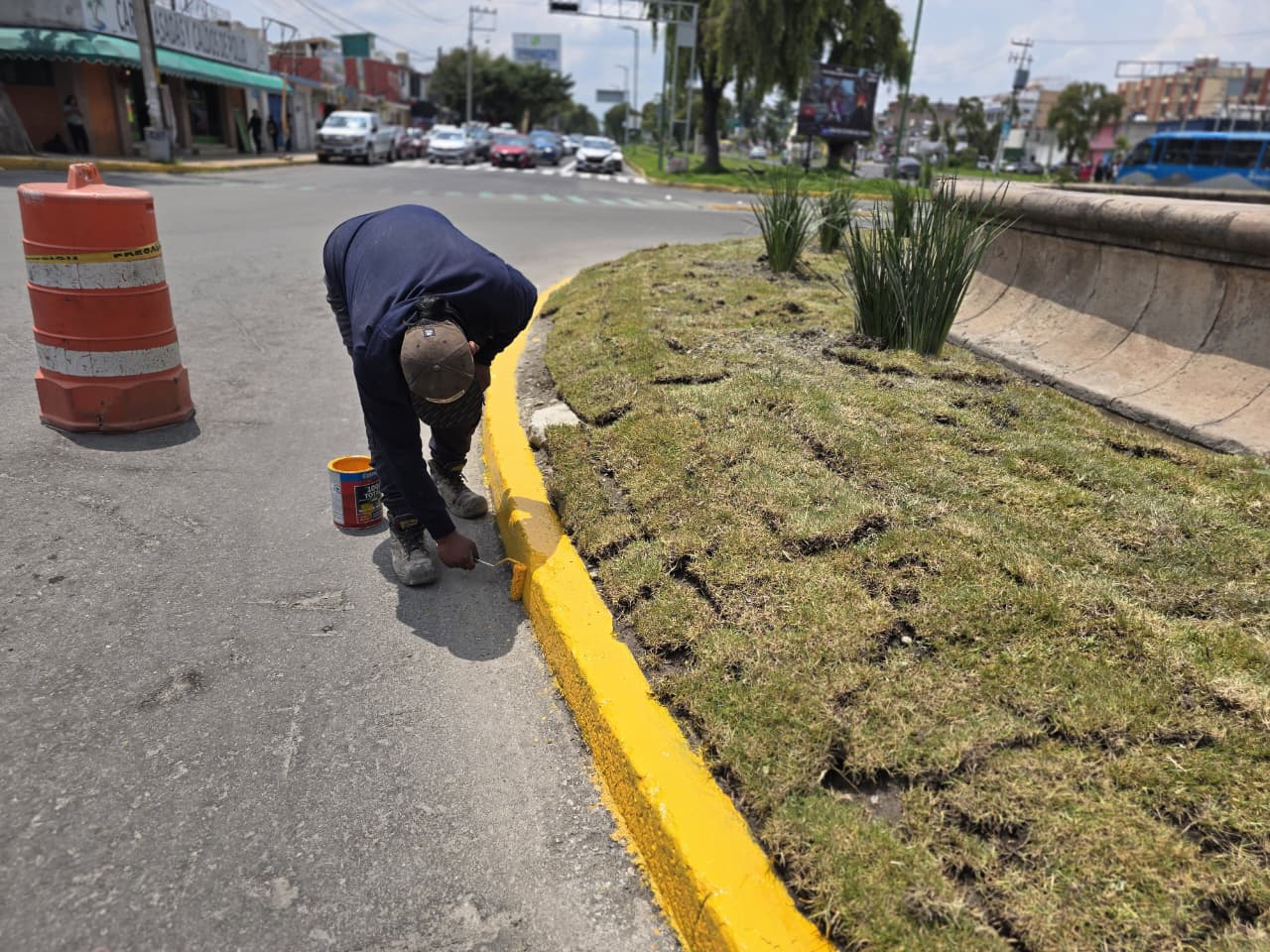 Concluye Gobierno municipal reparación del socavón en la glorieta de Calzada del Pacífico
