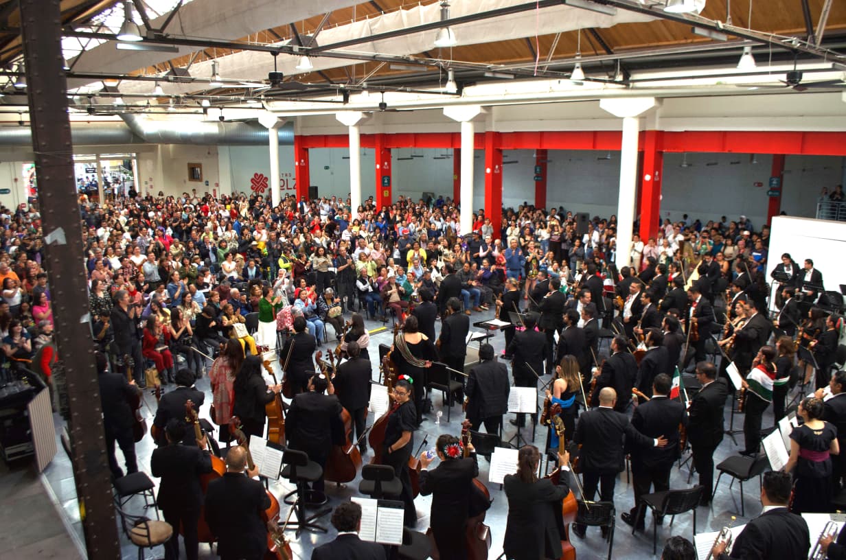 Comienzan festejos patrios en Toluca con exitoso concierto de la OFiT